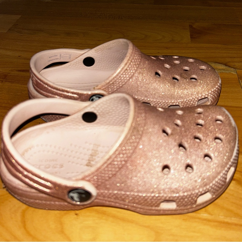 CROCS Kids Sparkly Water Shoes - Pink